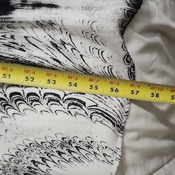 Bailey 44 NWOT XS Grumeti River Maxi Dress High Low Black White Graphic Ruched - Picture 15 of 15